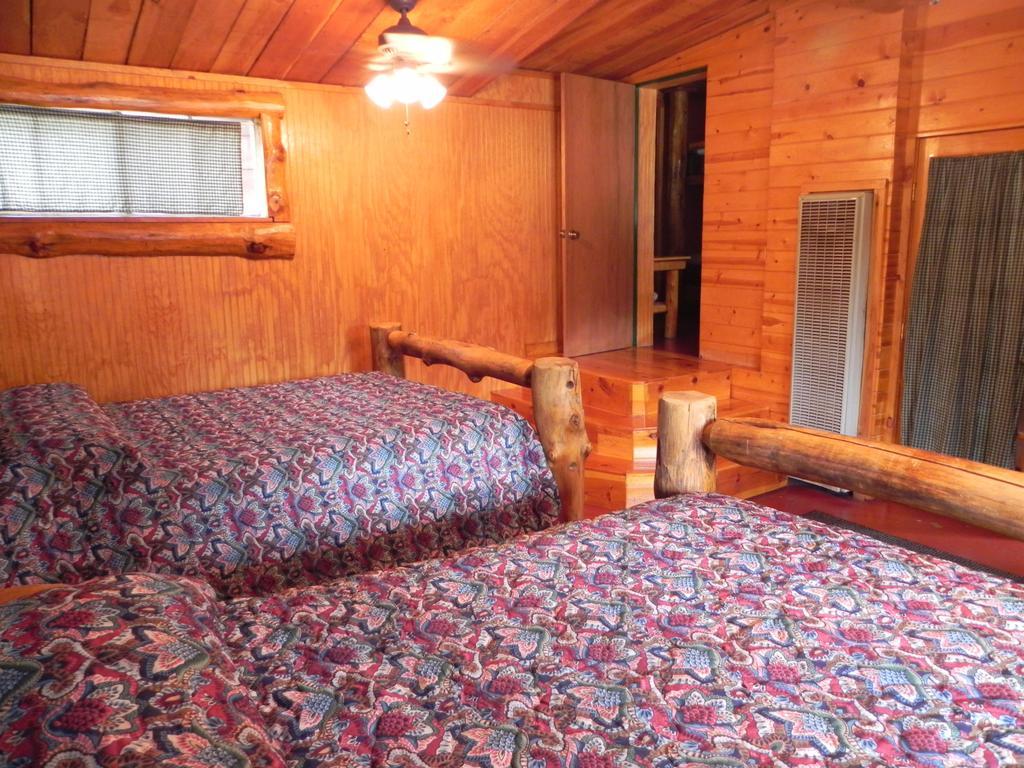 Apache Village Cabins 鲁伊多索 客房 照片