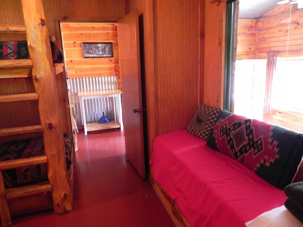 Apache Village Cabins 鲁伊多索 客房 照片
