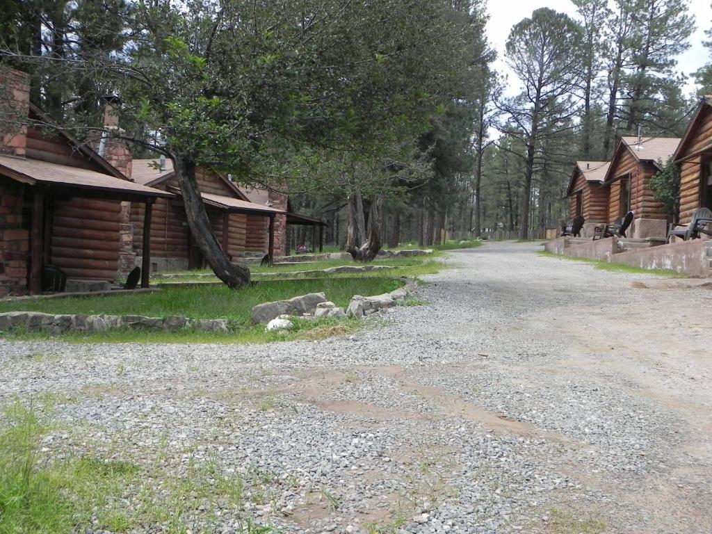 Apache Village Cabins 鲁伊多索 外观 照片