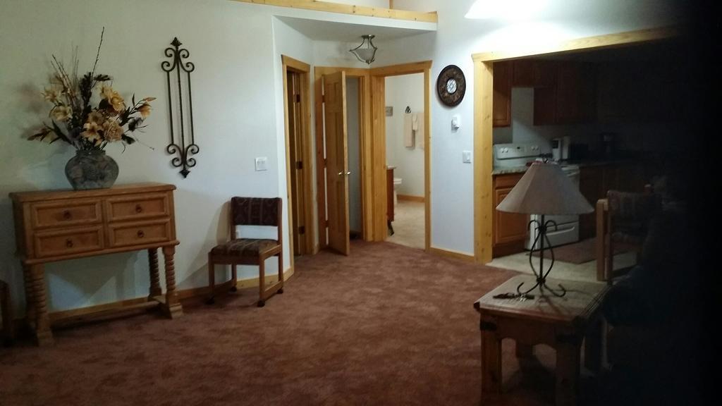 Apache Village Cabins 鲁伊多索 外观 照片